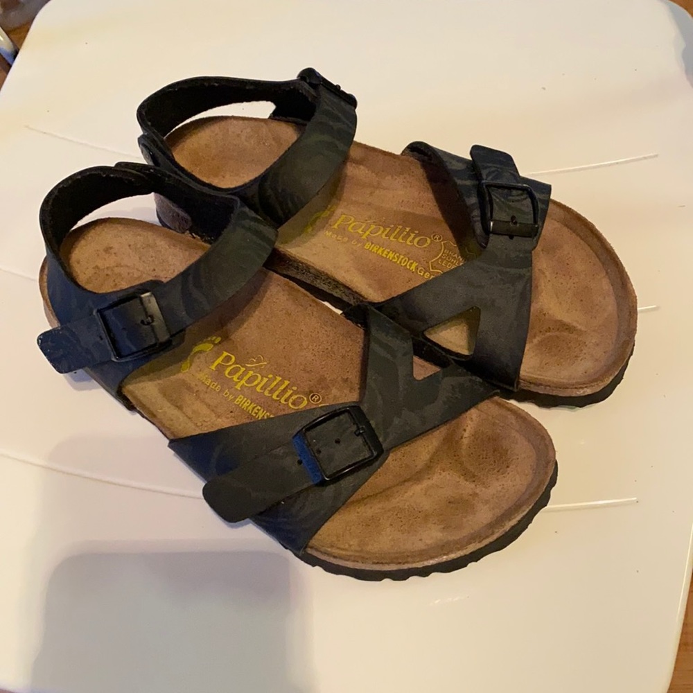 Papillio By Birkenstock Ankle Adjustable Strap Black And Gray Prints Sandals 6.5